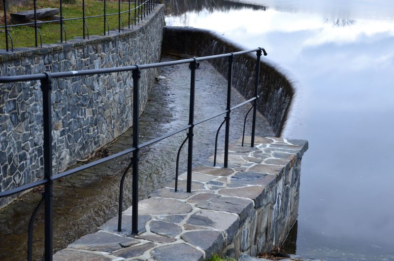 Stone Wall Hardscaping detail